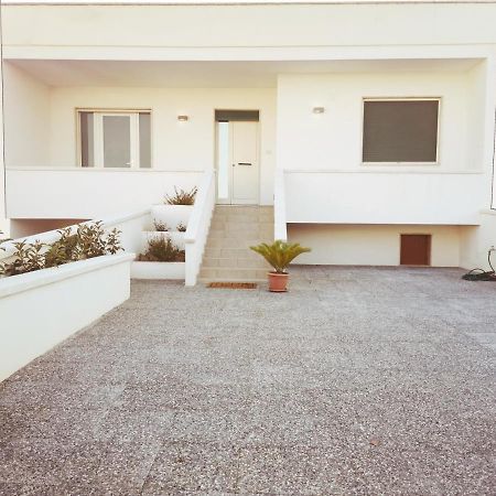 Via Alessandria Hotel Racale Luaran gambar