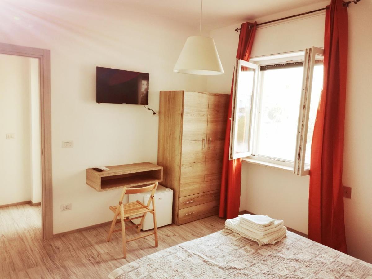 Via Alessandria Hotel Racale Luaran gambar