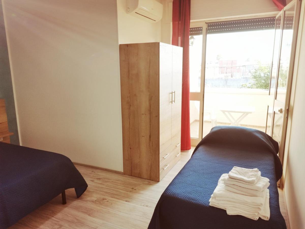 Via Alessandria Hotel Racale Luaran gambar